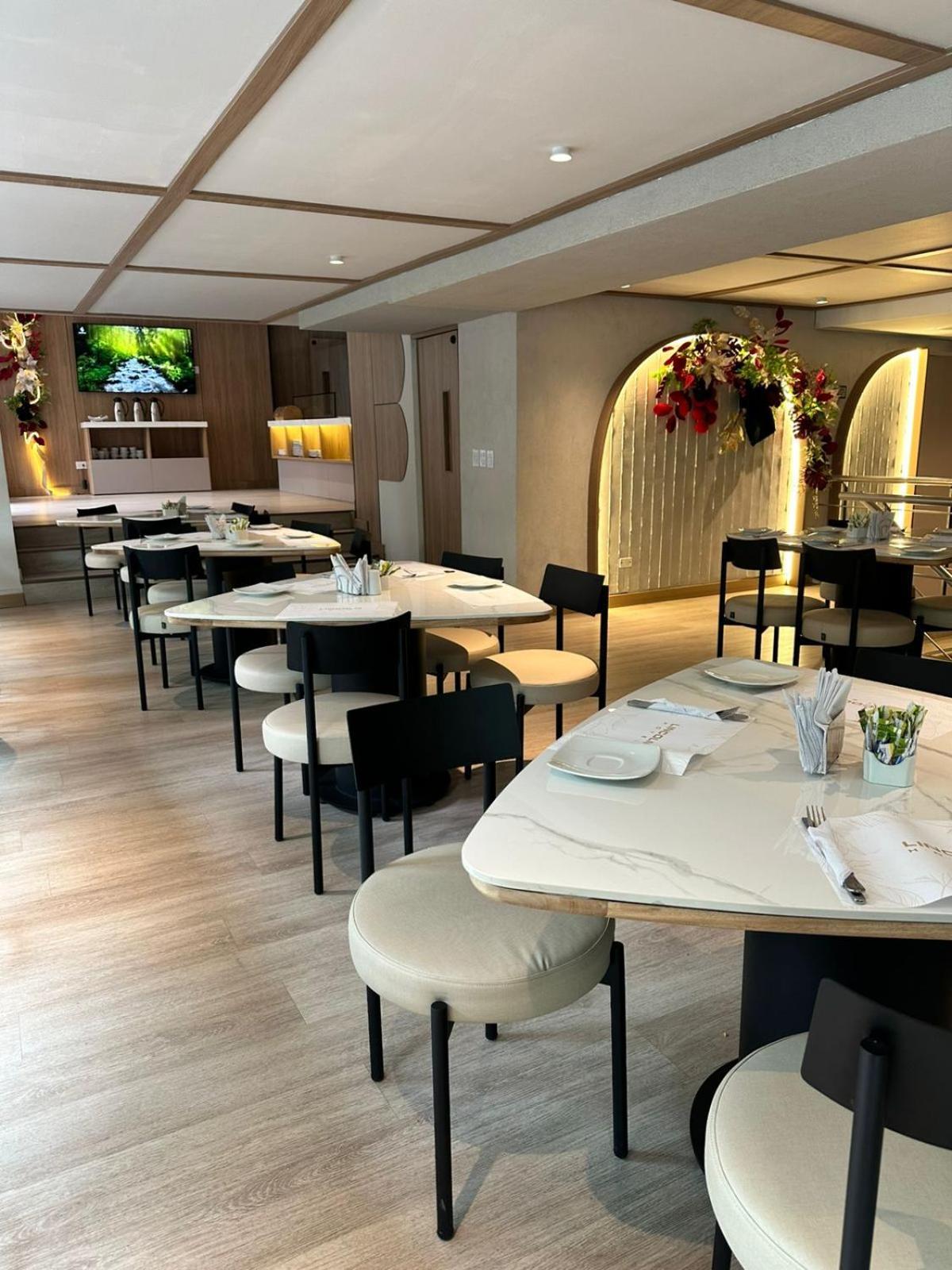 Hotel Lincoln Medellin Ngoại thất bức ảnh