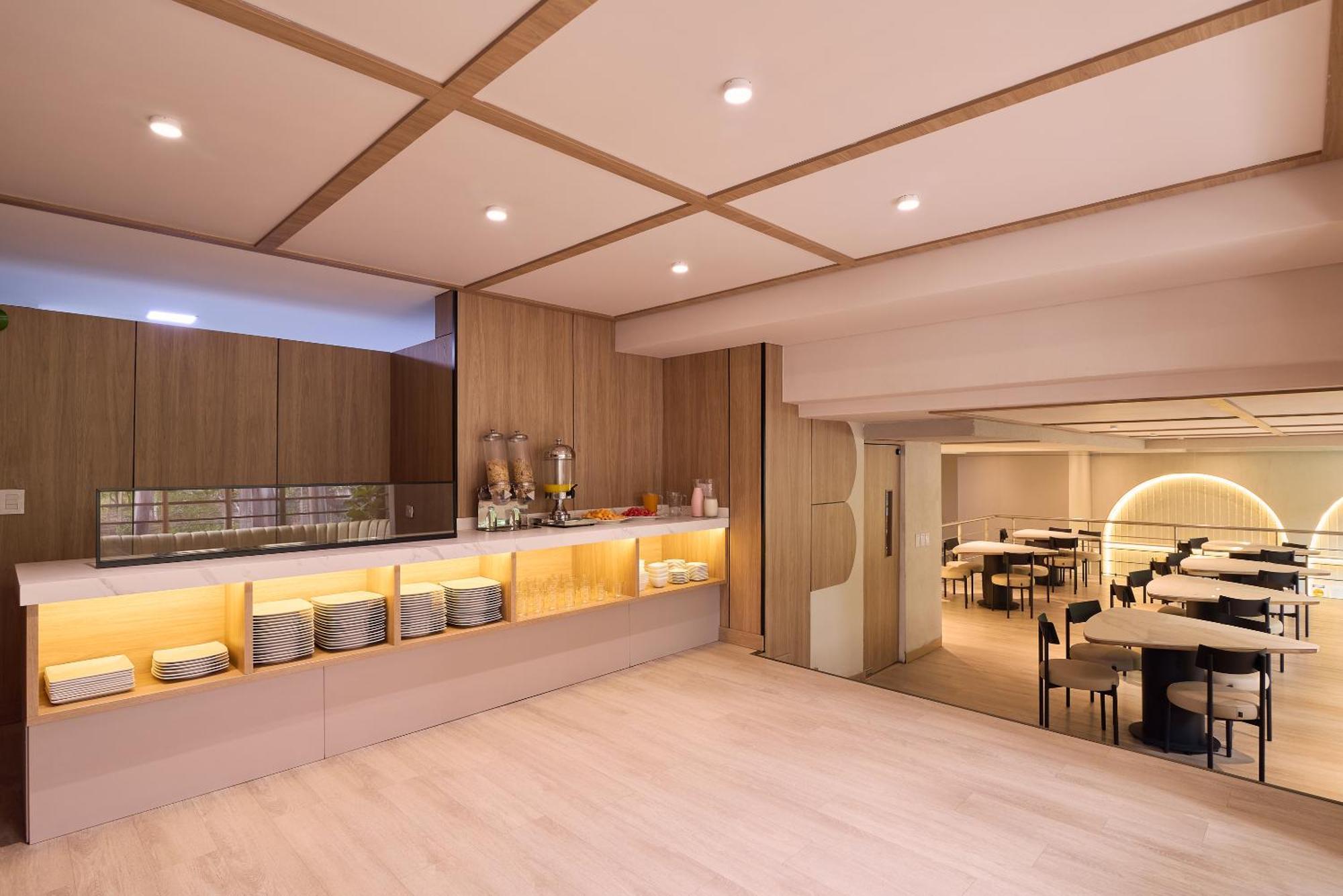 Hotel Lincoln Medellin Ngoại thất bức ảnh